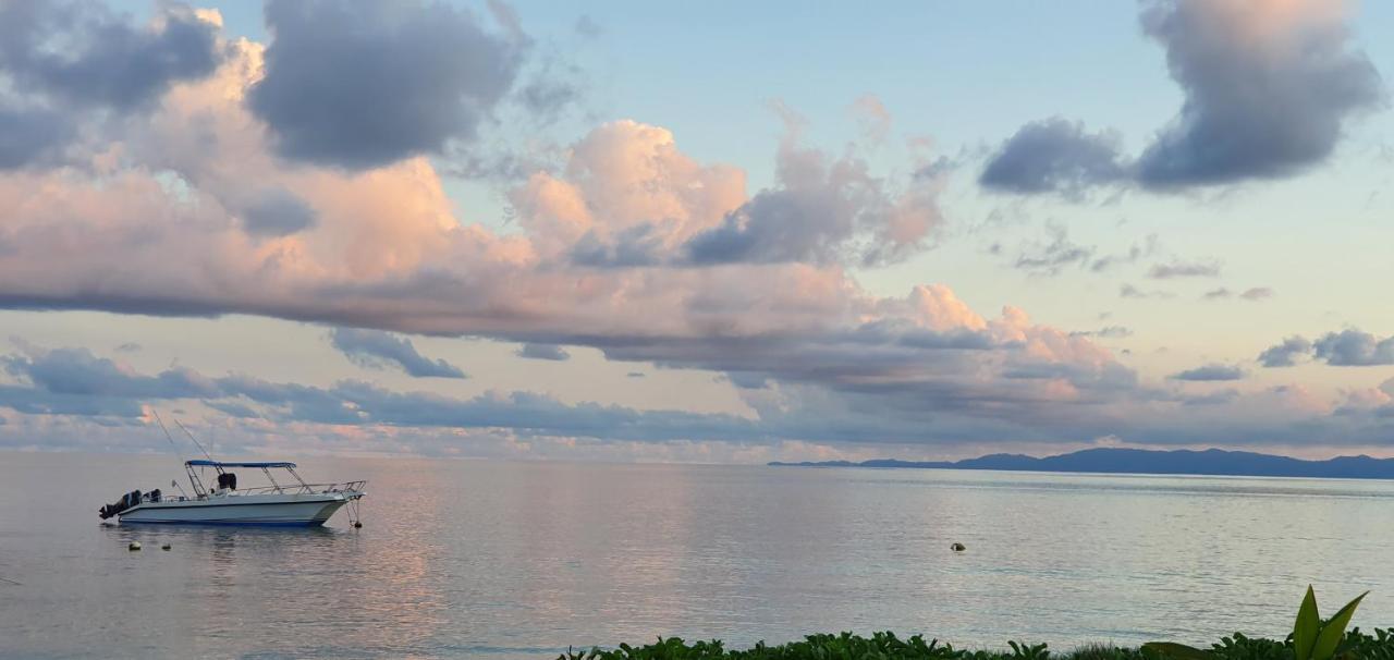 Ocean Jewels Hotell Grand Anse  Eksteriør bilde